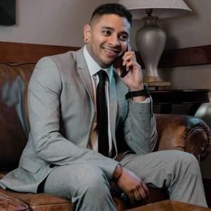 Meet your Posher, Jay